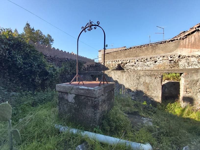 Foto 2 di 17