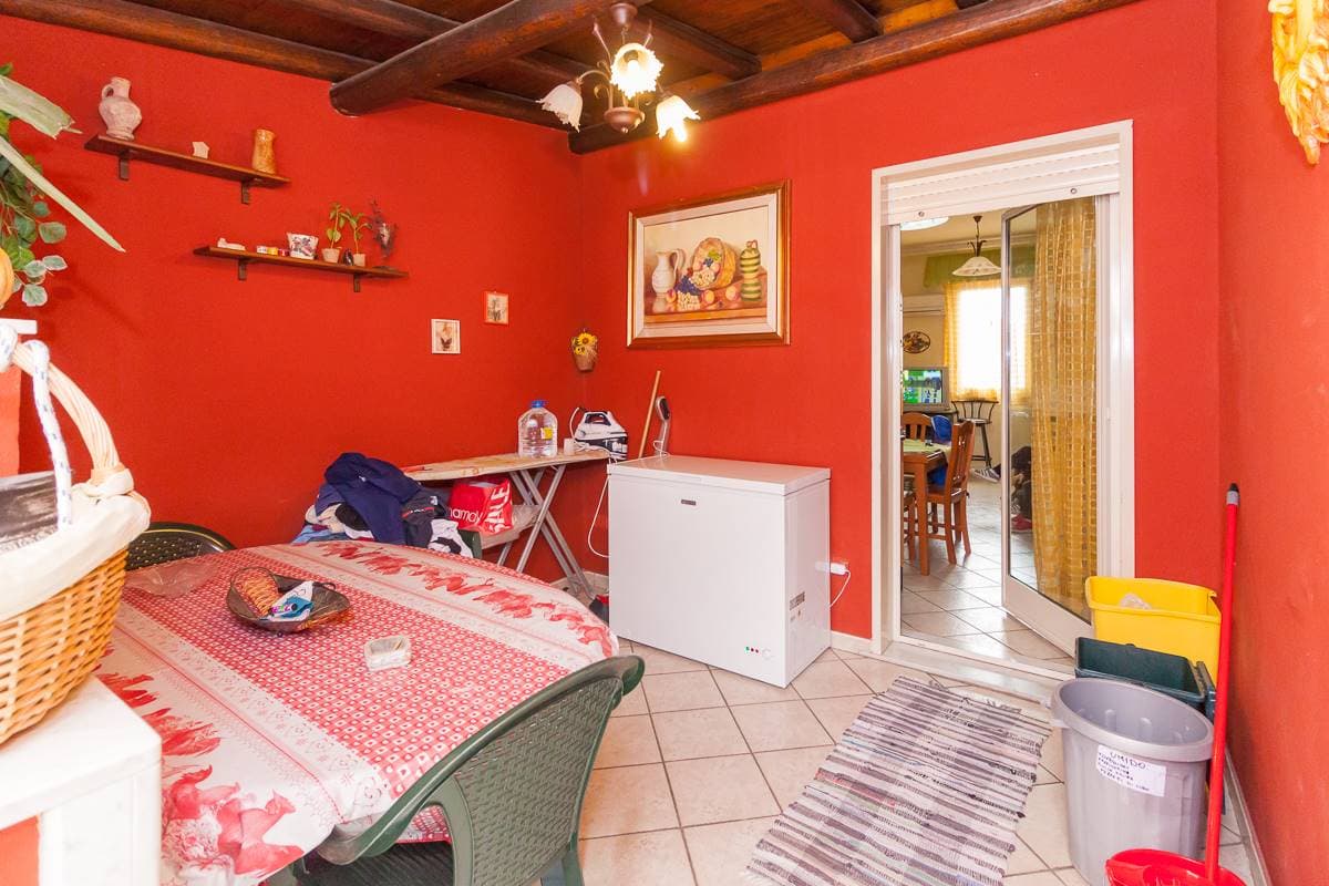 Foto 2 di 35
