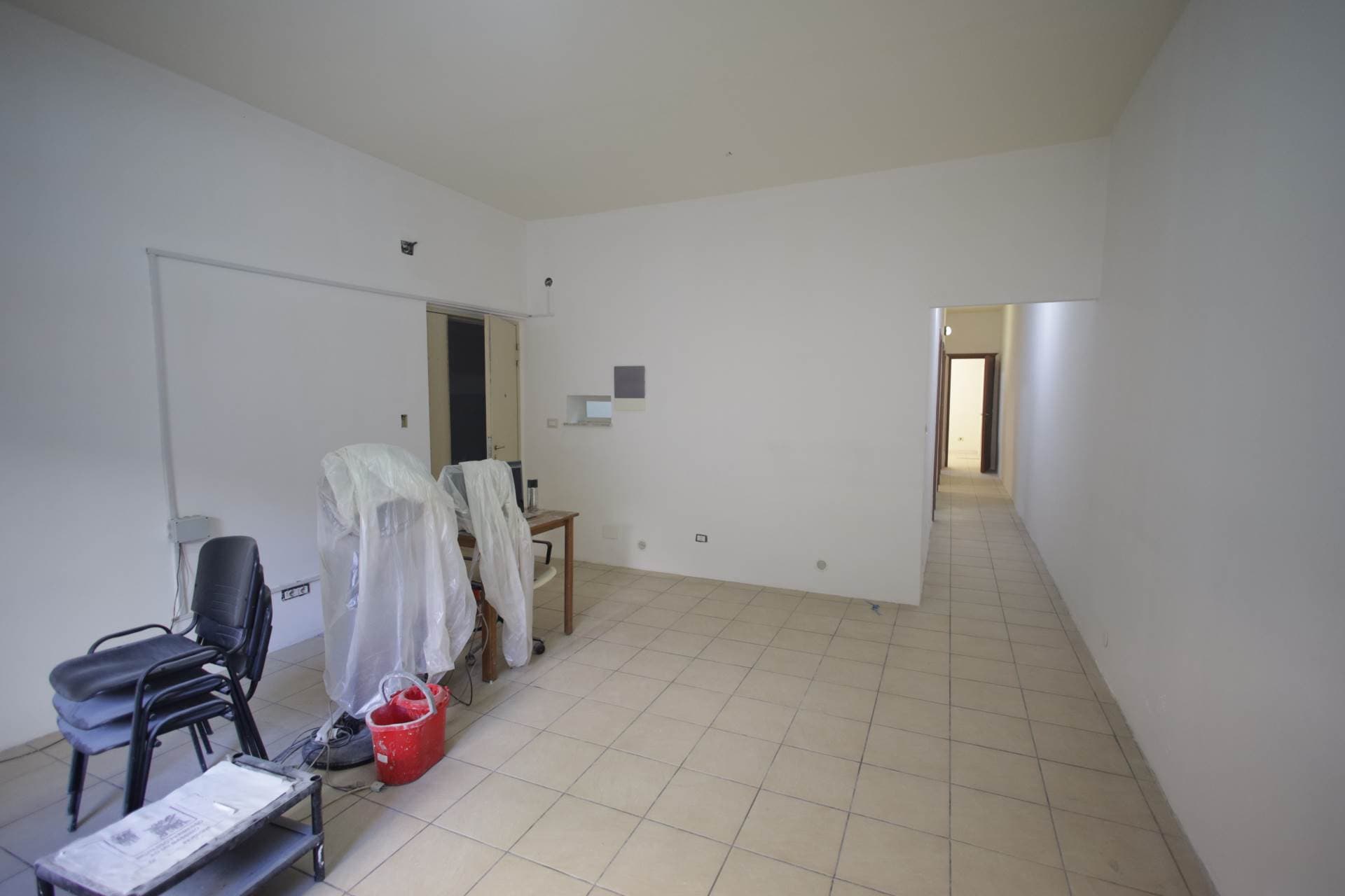 Foto 2 di 21