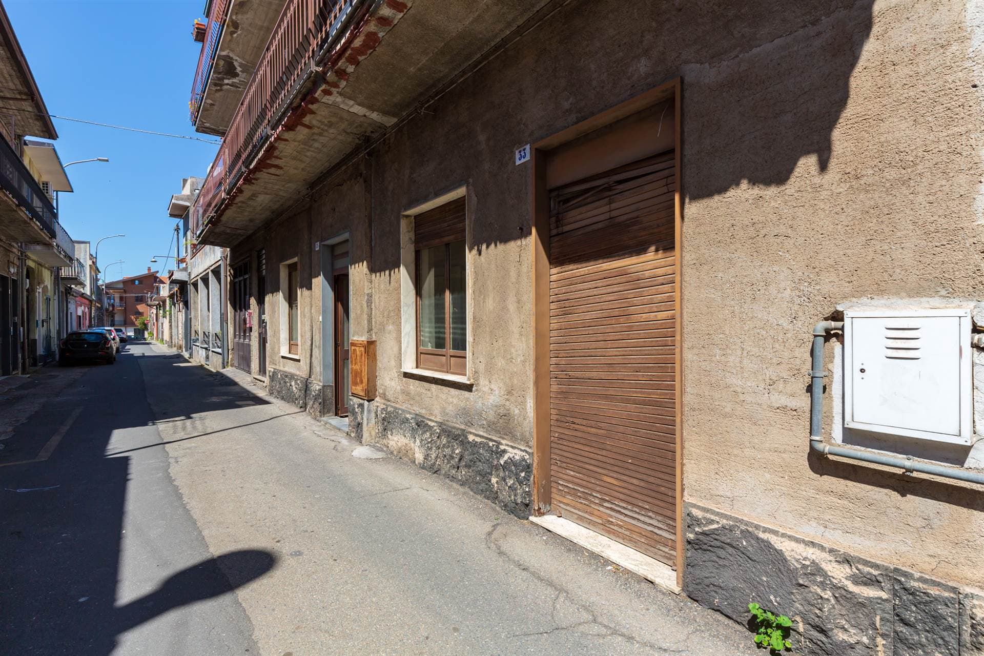 Foto 2 di 20