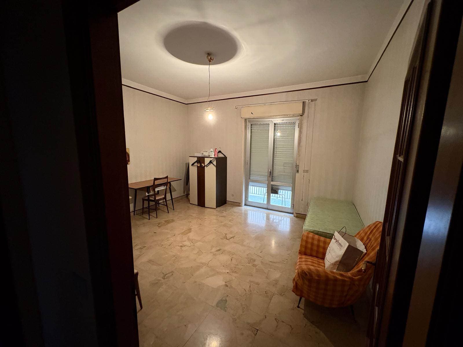 Foto 2 di 22