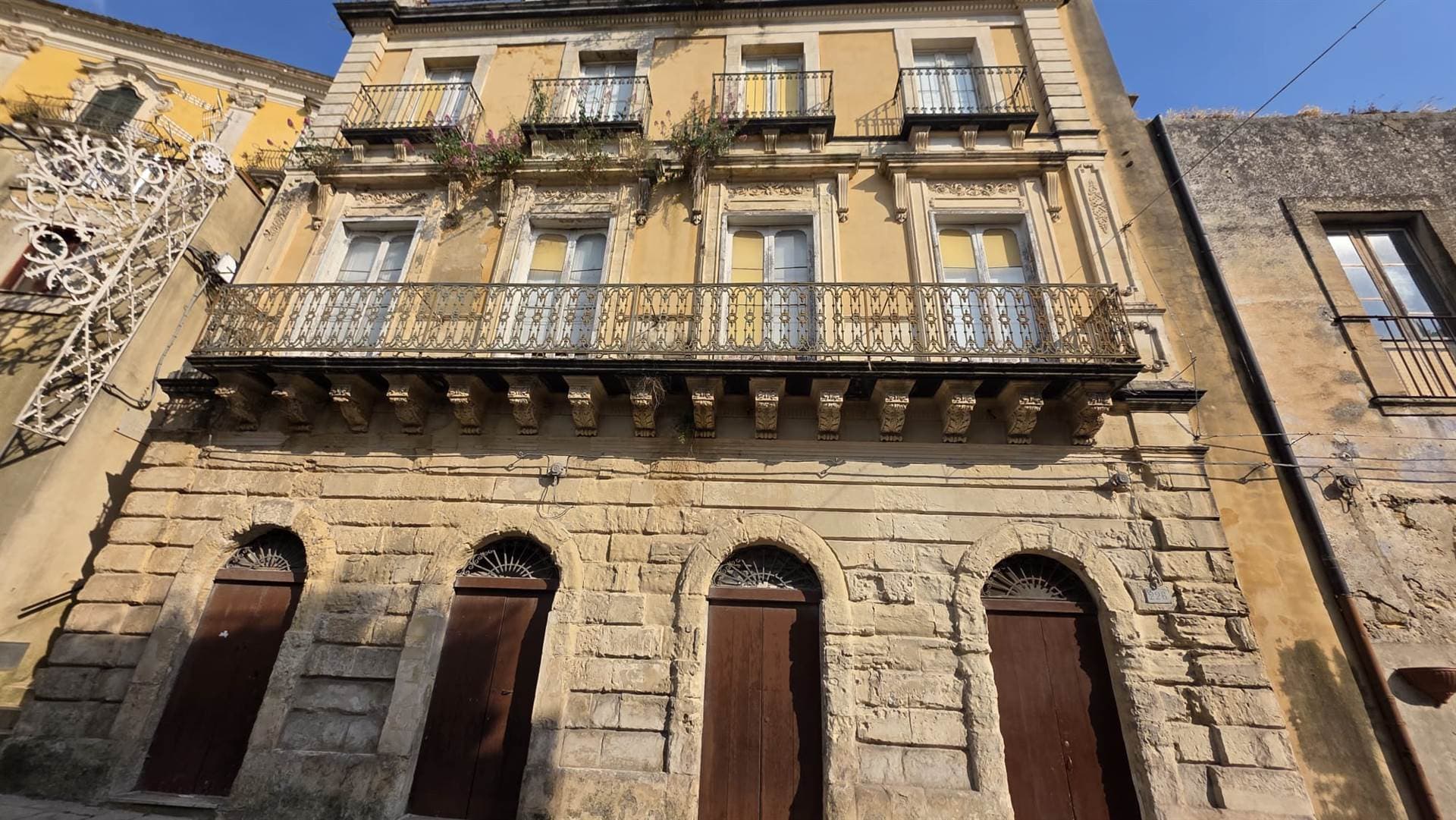 Vedi altre foto