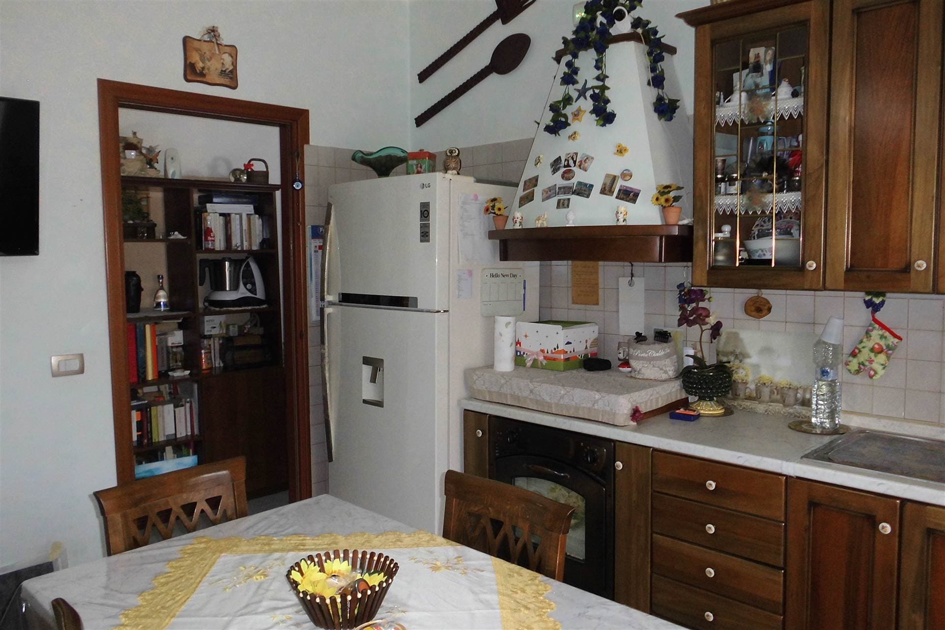 Foto 2 di 20