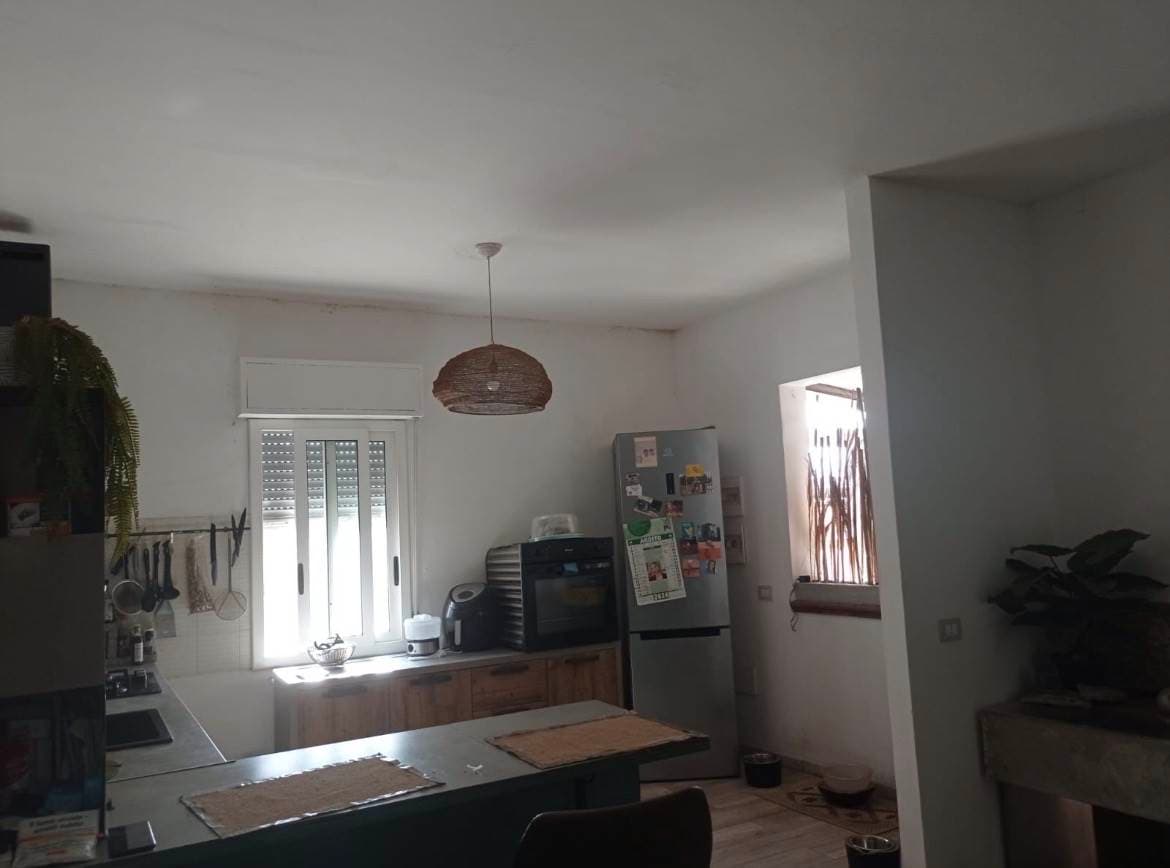Foto 2 di 24